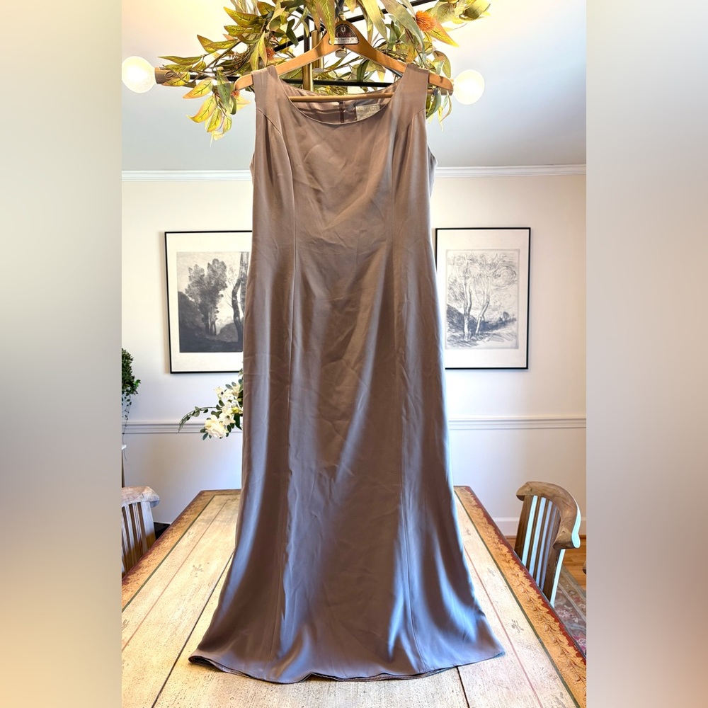 Macis Taupe Elegant Dress